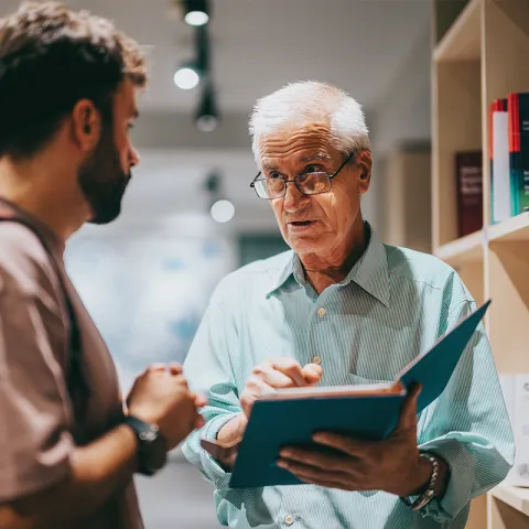 US-solutions-retirees-group-expert-service